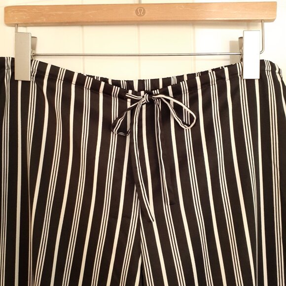 LRL Striped Satin Long Sleeve/Long Pant Pajama Set Black White Stripe Size M - Picture 12 of 15